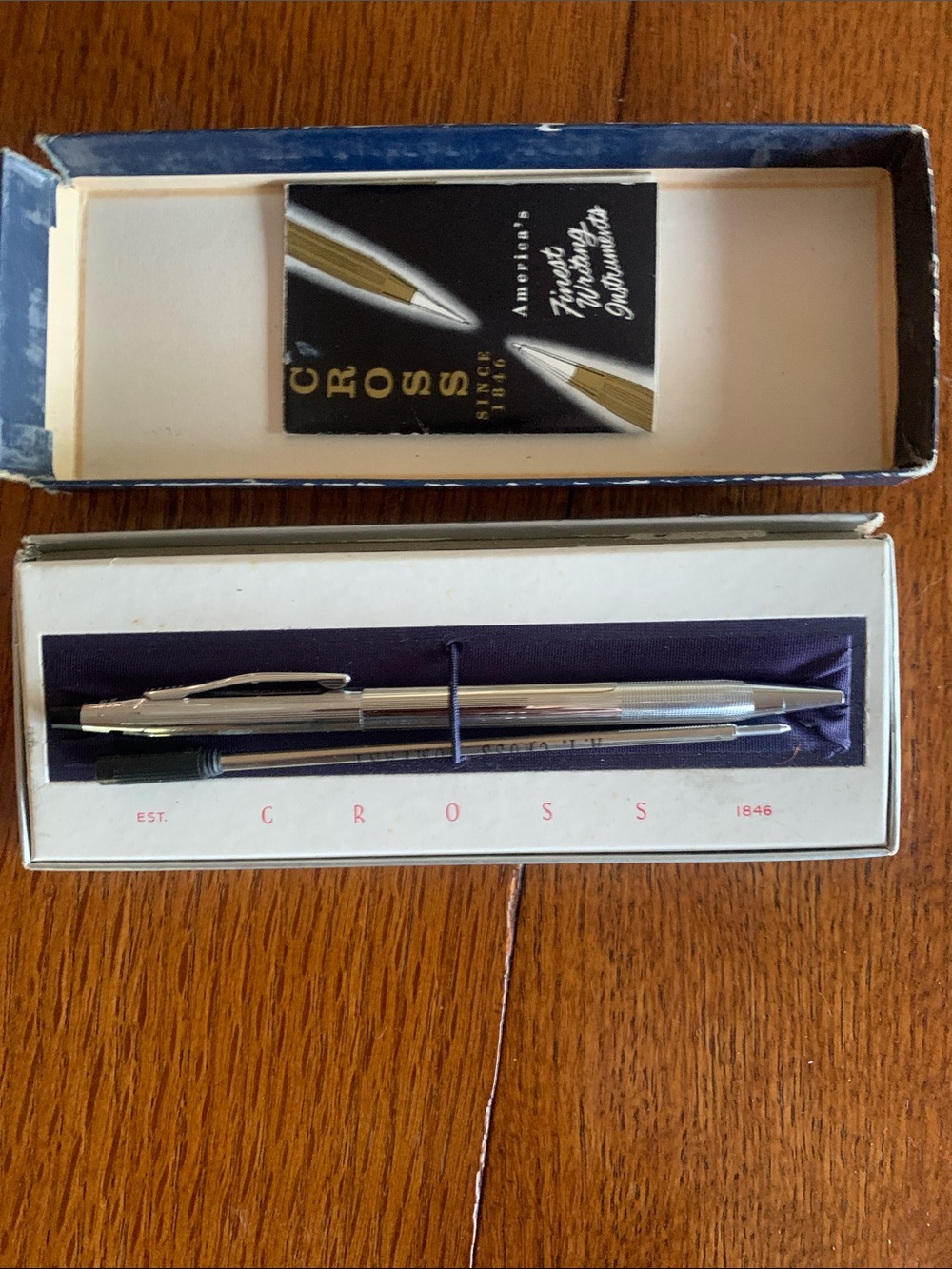 Cross Century Chrome pen and replacement ink.